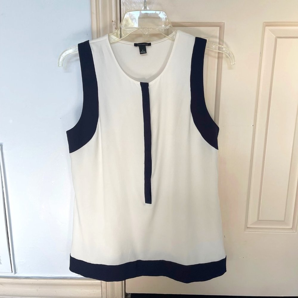 Ann Taylor Creme / Navy Sleeveless Shell
